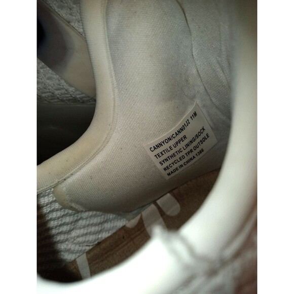 Cool Planet by Steve Madden white sneaker Size 11 - Picture 6 of 7